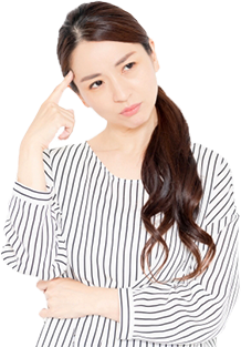 悩む女性